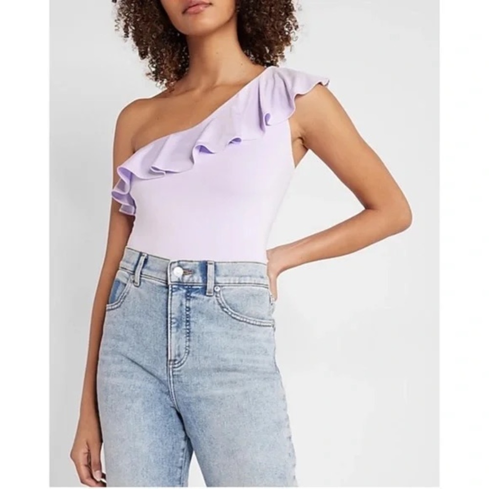 EXPRESS Body Contour Ruffle One Shoulder Cropped Tank